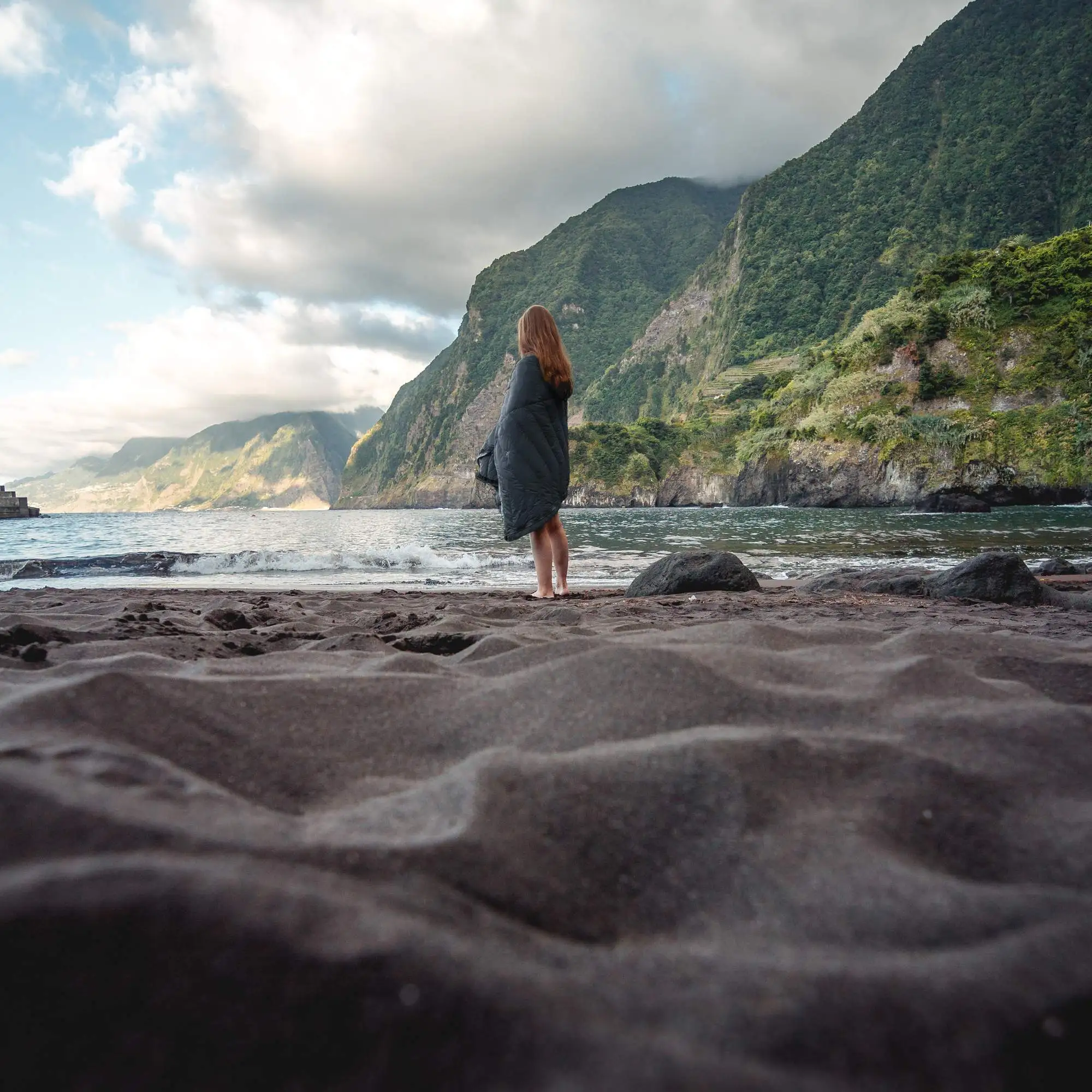 Grüezi Bag BIOPOD DOWNWOOL EXTREME LIGHT 185 BLACK EDITION - Sommerschlafsack – Bild 12